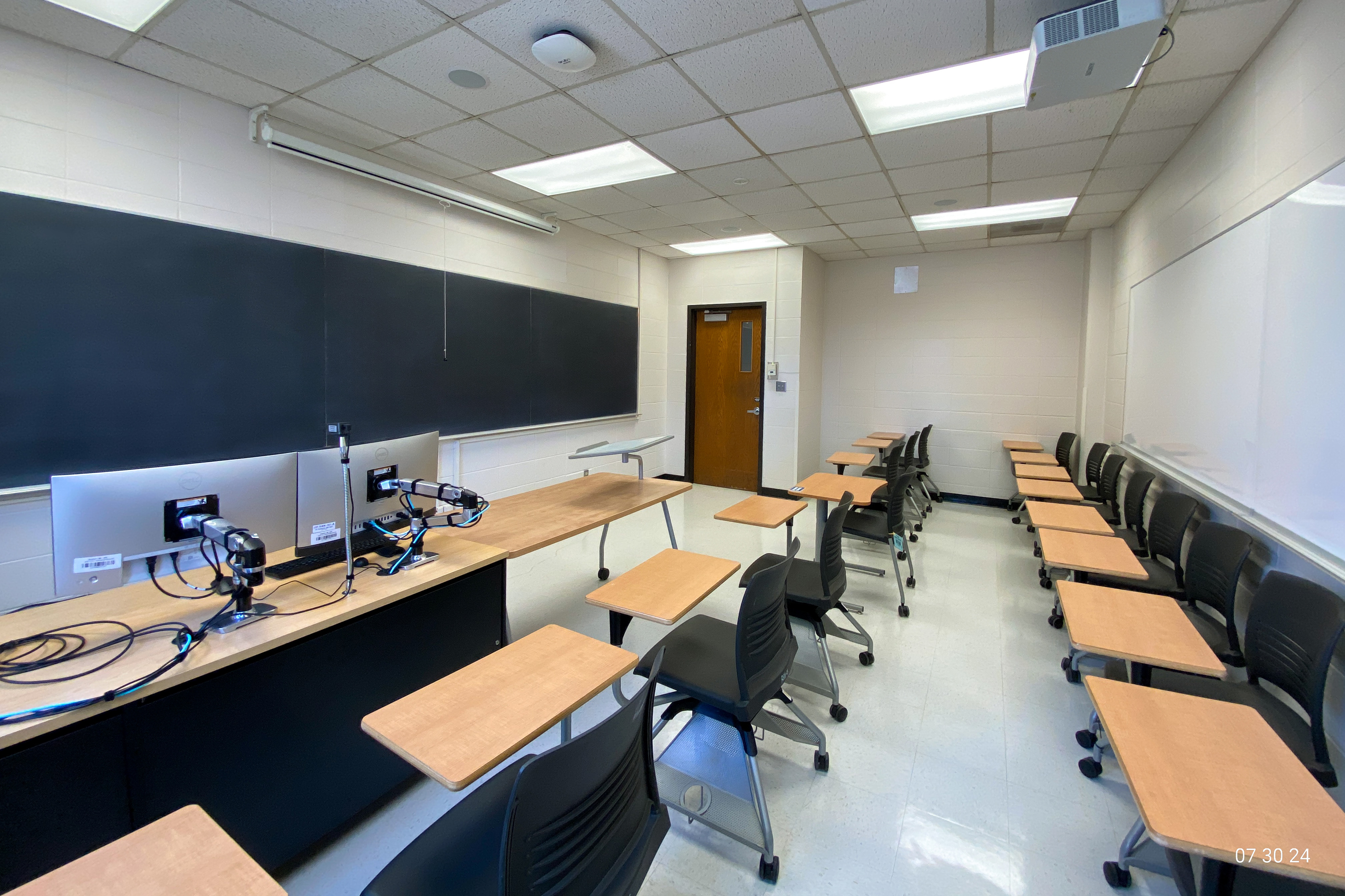 Van Allen Hall 161 | University Classrooms - The University of Iowa
